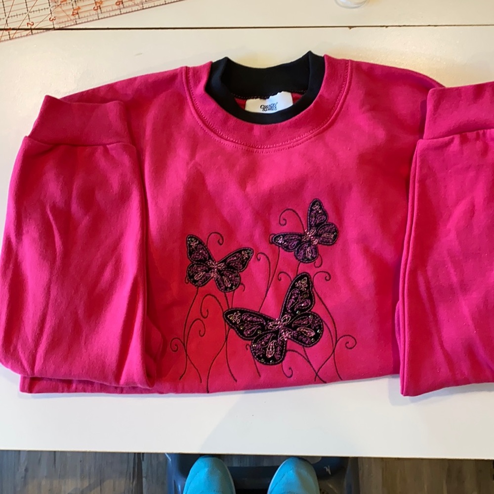 Country Store butterfly sweatshirt